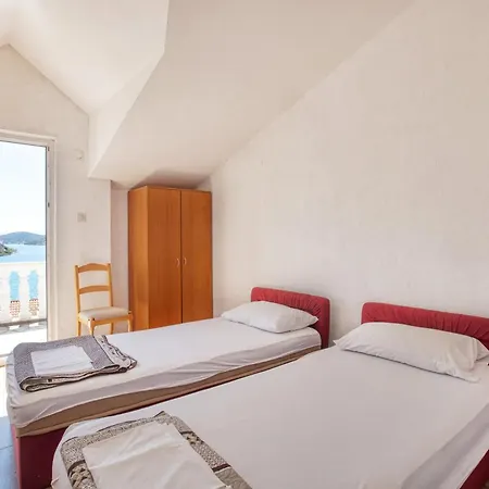 Apartment By The Sea Stupin Celine, - 21043 Rogoznica (Sibenik-Knin)