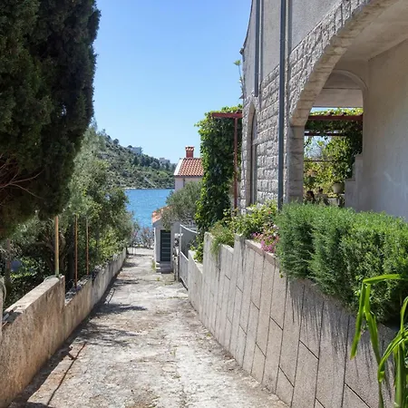 By The Sea Stupin Celine, - 21043 Appartement