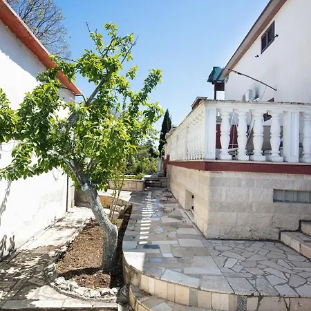 Apartment By The Sea Stupin Celine, - 21043 Rogoznica (Sibenik-Knin)