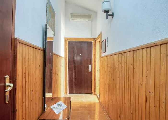 By The Sea Stupin Celine, - 21043