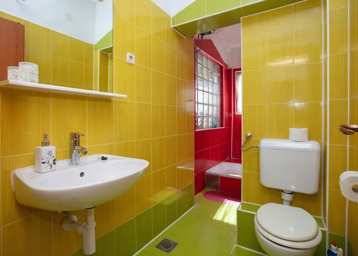 By The Sea Stupin Celine, - 21043 아파트