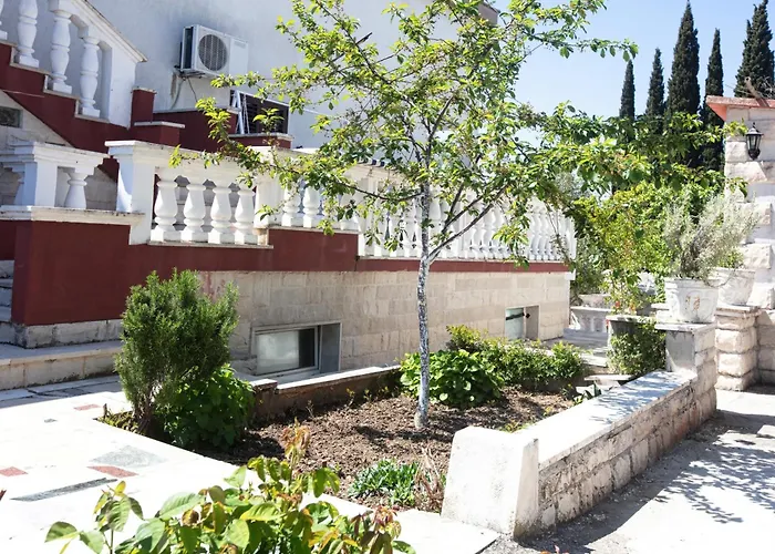 Apartment By The Sea Stupin Celine, - 21043 Rogoznica (Sibenik-Knin)